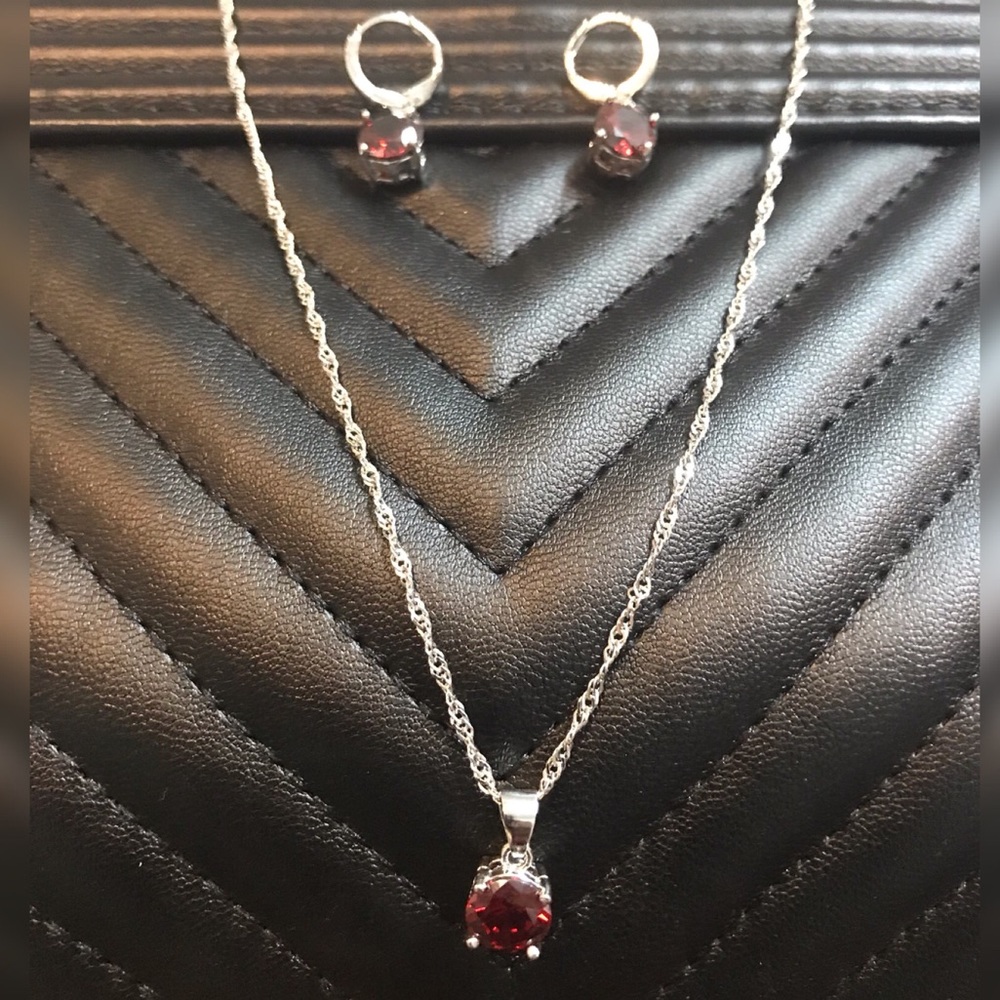 925 Sterling Silver Necklace and Earrings Set